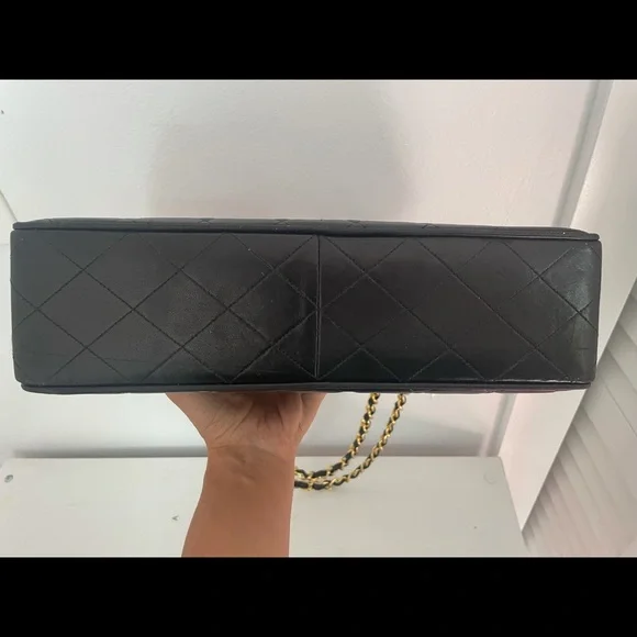 Vintage Chanel Maxi Flap bag - Picture 12 of 12